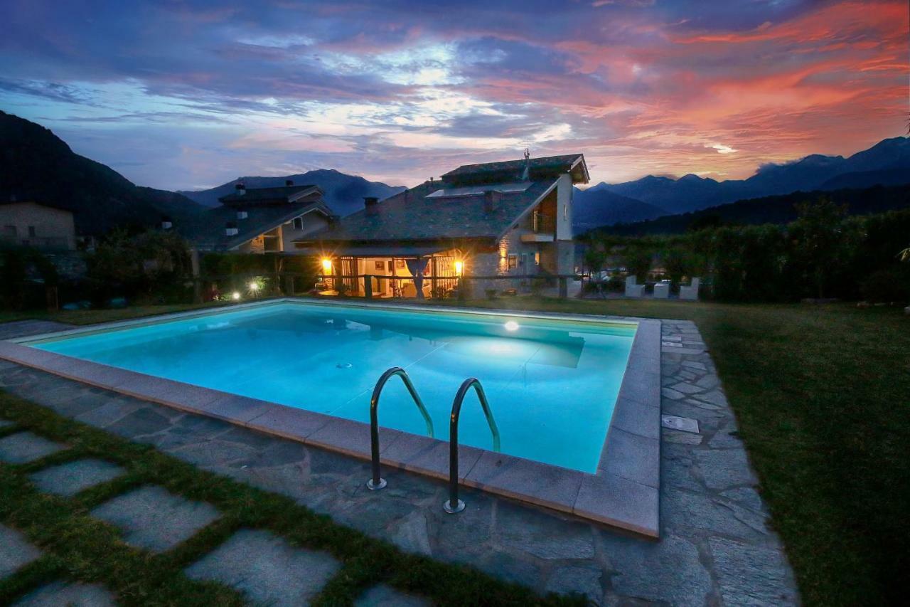 Villa La Corte With Amazing Pool And Garden Colico Exterior foto